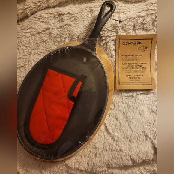 Old Mountain Cast Iron Fajita Set NWT - Picture 2 of 8